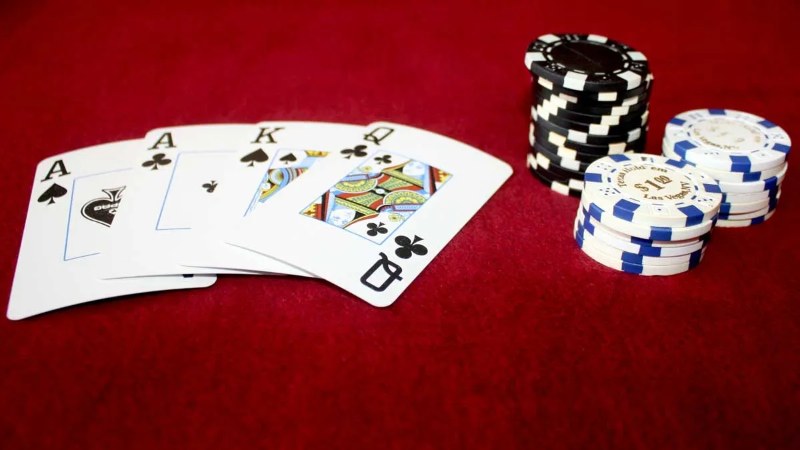 What does the trump card mean in the card game Poker?